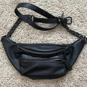 ALDO Women’s Black Chain Fanny Pack
